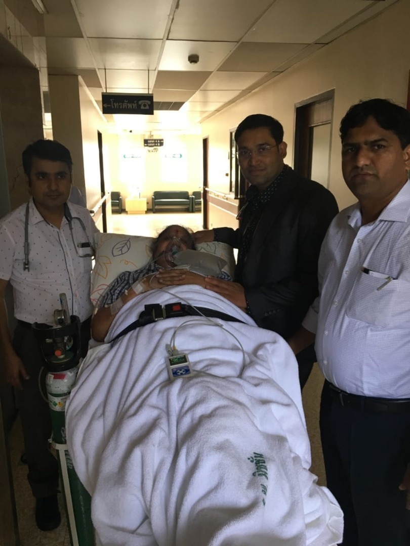 5de10ffa74baea000149eaa0